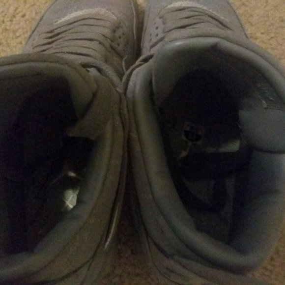 Jordan Kaws 4 cool Grey Size 8.5 main image 4